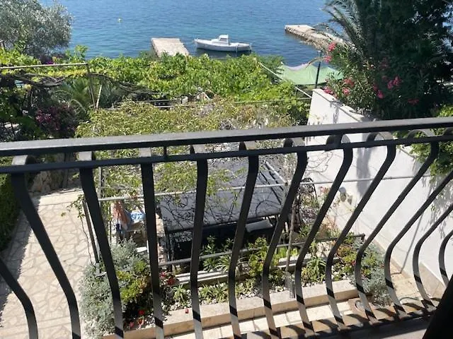 Miranda 2 Barbat na Rabu